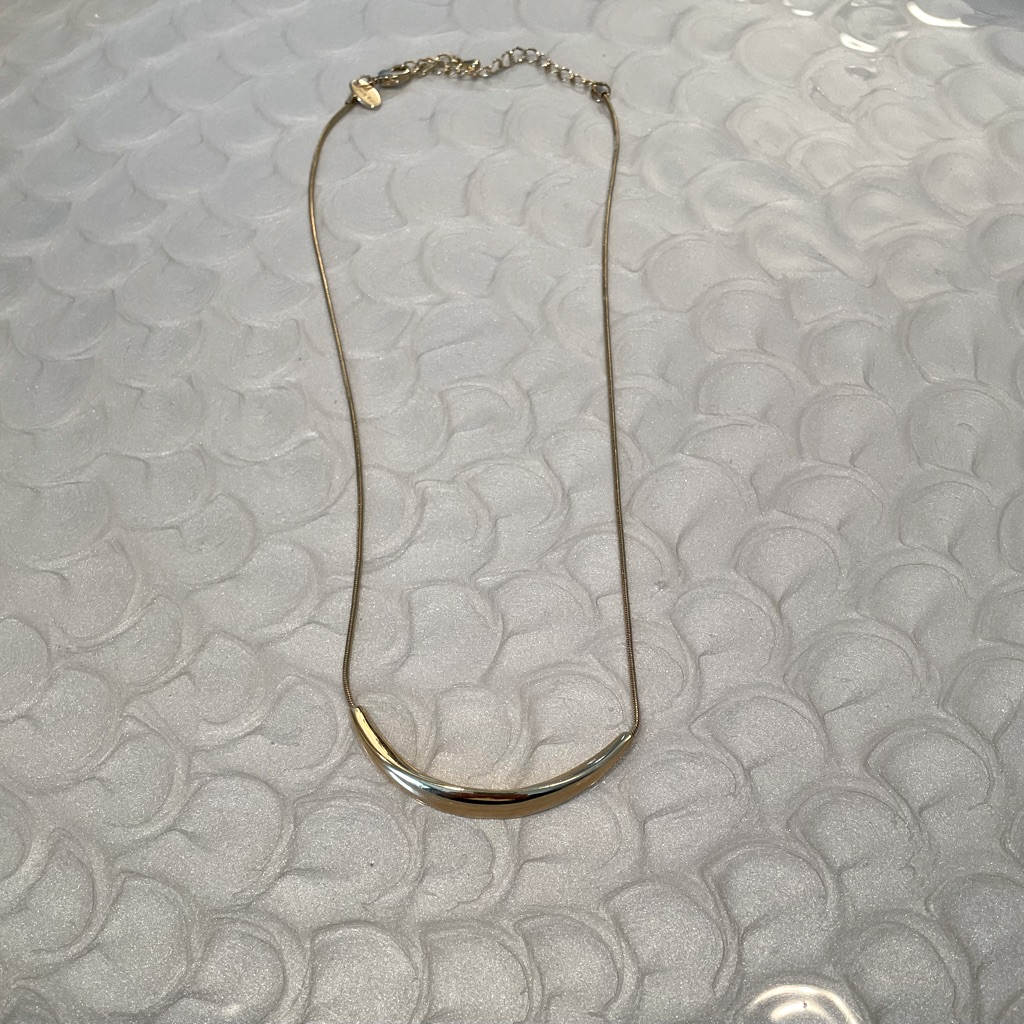 Lia Sophia Gold Necklace Chain 13$